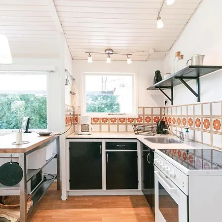 Stunning In W/ Wifi And 3 Bedrooms * Allinge-Sandvig