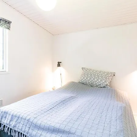 Stunning In W/ Wifi And 3 Bedrooms Allinge-Sandvig